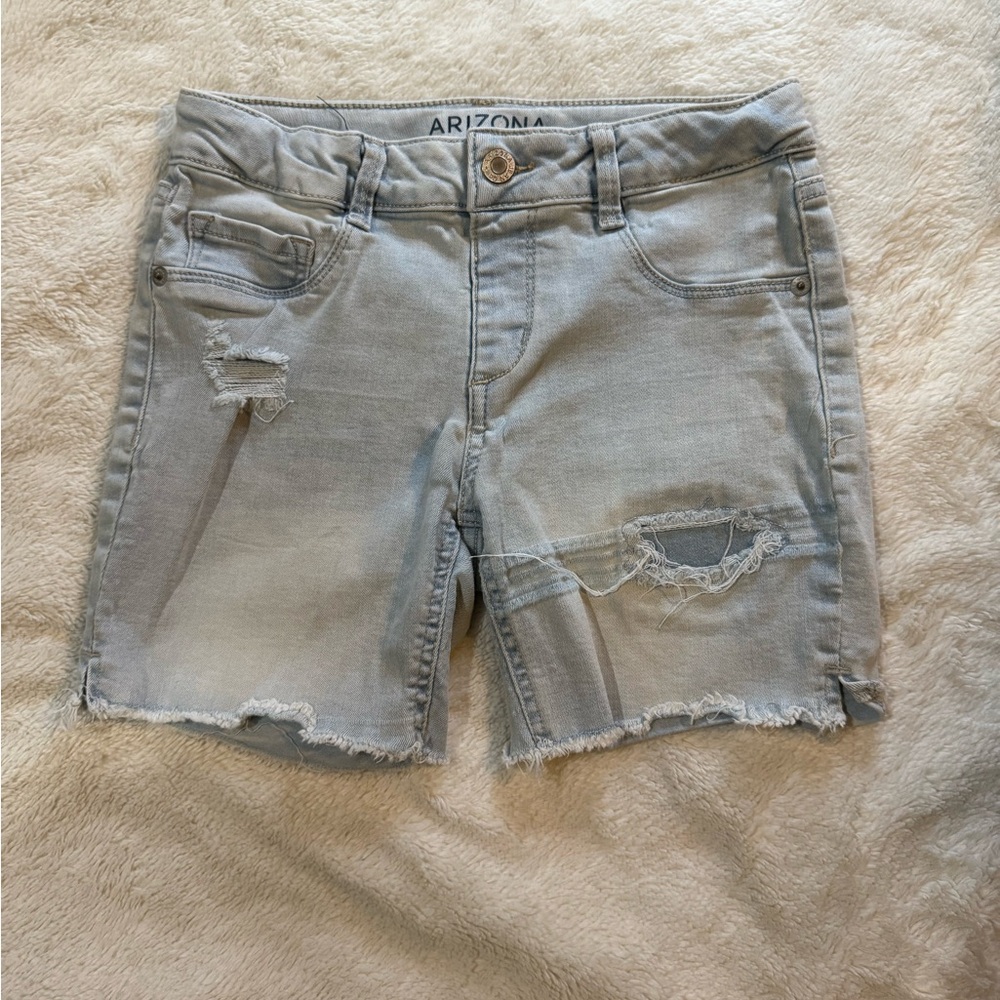 Arizona Jean Company Women's Light Gray Distressed Shorts